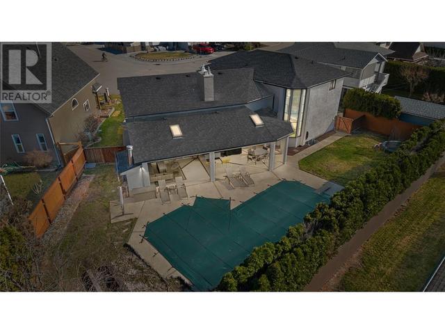 1720 Simpson Court, House detached with 4 bedrooms, 4 bathrooms and 6 parking in Kelowna BC | Image 62