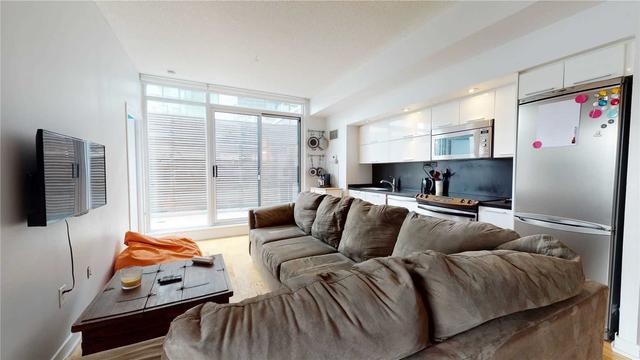 301 - 25 Capreol Crt, Condo with 2 bedrooms, 2 bathrooms and 1 parking in Toronto ON | Image 1