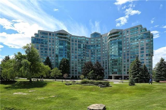 724 - 7805 Bayview Ave, Condo with 2 bedrooms, 2 bathrooms and 1 parking in Markham ON | Image 1