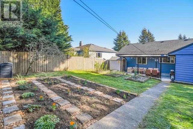 657 First St, House detached with 3 bedrooms, 2 bathrooms and 4 parking in Nanaimo BC | Image 39