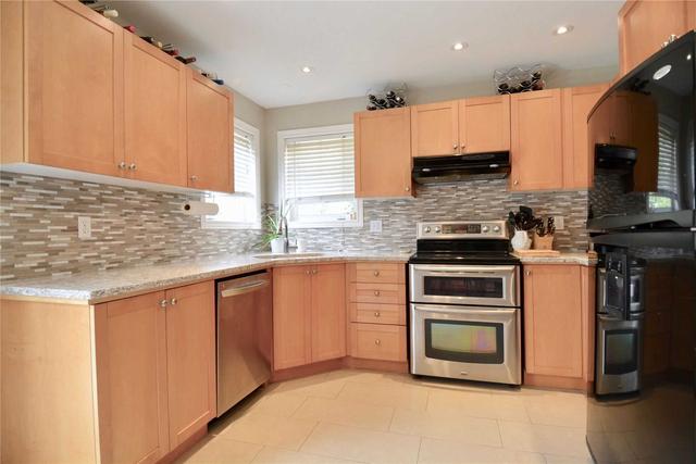 2364 Heslop St, House detached with 3 bedrooms, 4 bathrooms and 4 parking in Burlington ON | Image 24