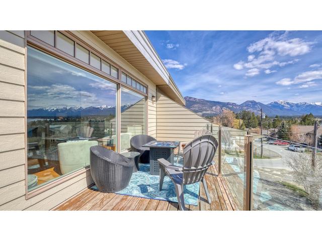 804 15th Street, House detached with 3 bedrooms, 3 bathrooms and 4 parking in Invermere BC | Image 8