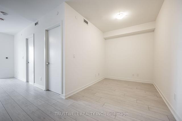 1120 - 2031 Kennedy Rd, Condo with 1 bedrooms, 1 bathrooms and 1 parking in Toronto ON | Image 25