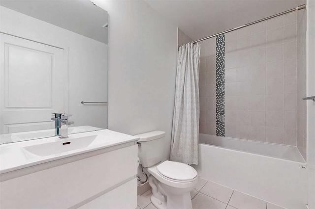 804 - 195 Bonis Ave, Condo with 2 bedrooms, 2 bathrooms and 1 parking in Toronto ON | Image 3