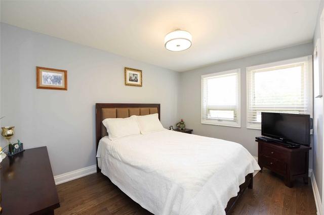 2502 Trevor Dr, House detached with 4 bedrooms, 4 bathrooms and 4 parking in Oakville ON | Image 7