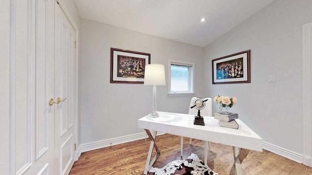 678 Bedford Park Ave, House detached with 4 bedrooms, 5 bathrooms and 4 parking in Toronto ON | Image 17