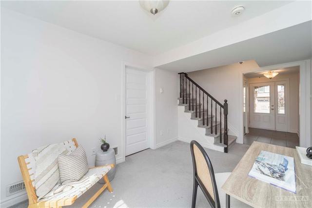 108 Gelderland Private, Townhouse with 3 bedrooms, 3 bathrooms and 2 parking in Ottawa ON | Image 6