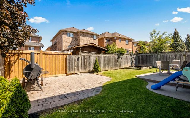 55 Aventura Cres, House detached with 3 bedrooms, 4 bathrooms and 6 parking in Vaughan ON | Image 33