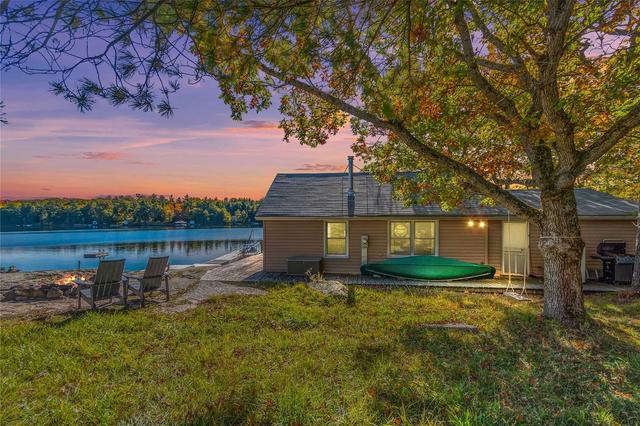 15972 Georgian Bay Shore, House detached with 2 bedrooms, 1 bathrooms and 0 parking in Georgian Bay ON | Image 9