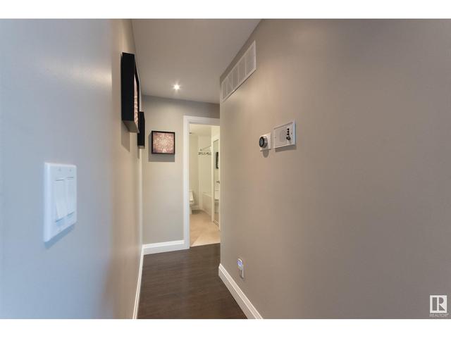 5979 40 Av Nw, House attached with 2 bedrooms, 1 bathrooms and null parking in Edmonton AB | Image 10