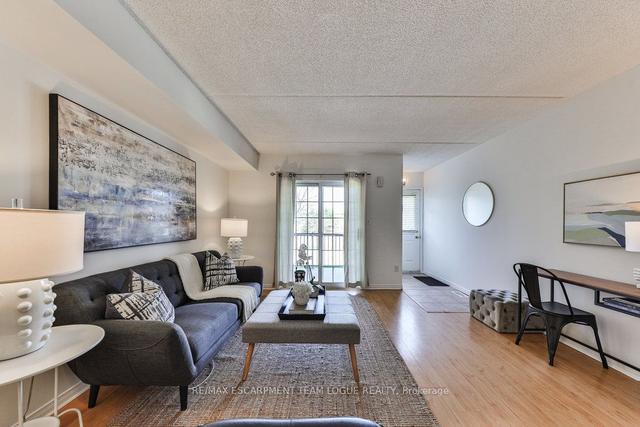 17 - 2333 Walkers Line, Townhouse with 2 bedrooms, 2 bathrooms and 2 parking in Burlington ON | Image 27