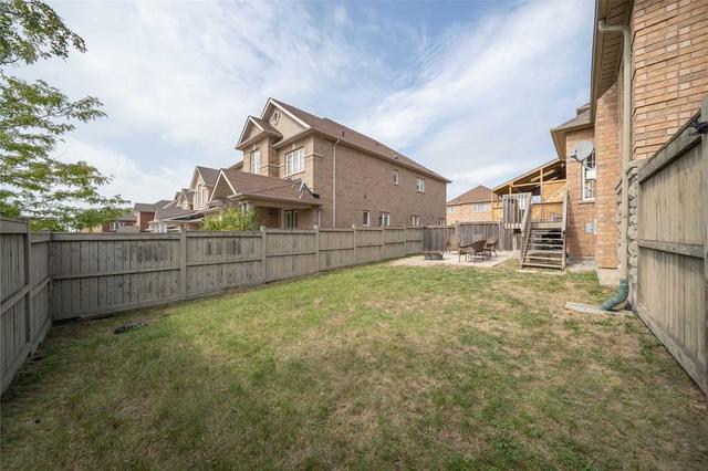 2 Silk Oak Crt, House detached with 4 bedrooms, 4 bathrooms and 6 parking in Vaughan ON | Image 25