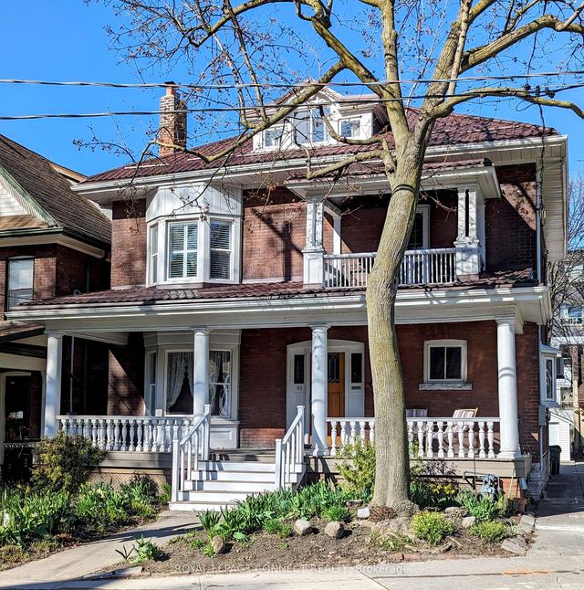 149 Springhurst Ave, House detached with 6 bedrooms, 5 bathrooms and 0 parking in Toronto ON | Image 1