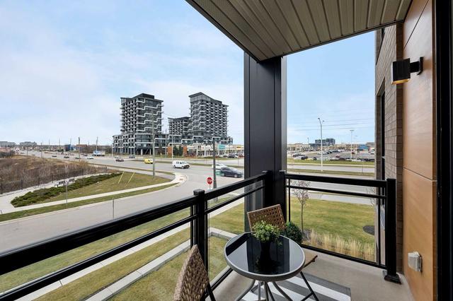 216 - 210 Sabina Dr, Condo with 2 bedrooms, 2 bathrooms and 2 parking in Oakville ON | Image 14