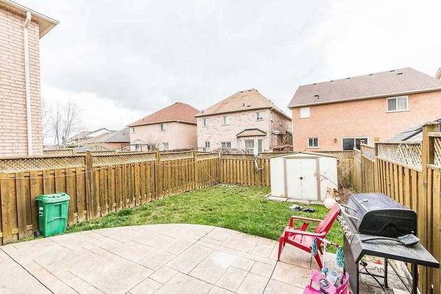 40 Cadillac Cres, House semidetached with 3 bedrooms, 4 bathrooms and 3 parking in Brampton ON | Image 18