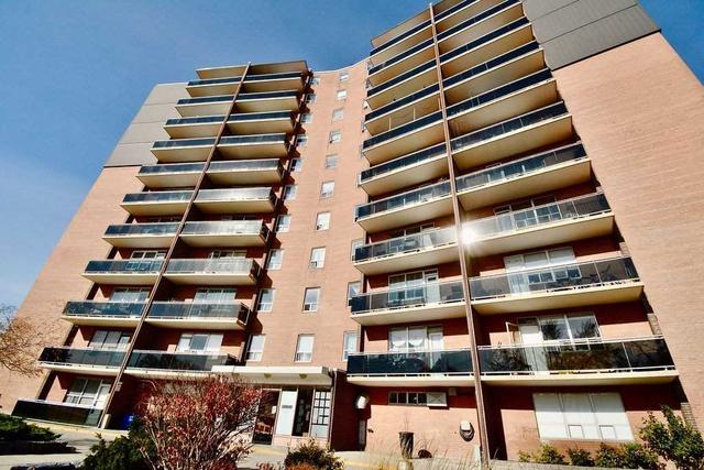 203 - 3145 Queen Frederica Dr, Condo with 2 bedrooms, 1 bathrooms and 1 parking in Mississauga ON | Image 11