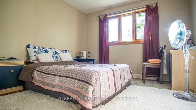 1274 Hillcrest Ave, House detached with 3 bedrooms, 2 bathrooms and 6 parking in London ON | Image 9