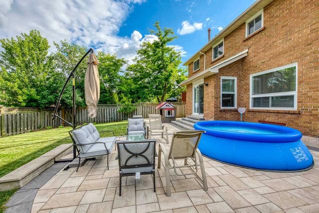 1376 Bramblewood Green, House detached with 4 bedrooms, 4 bathrooms and 5.5 parking in Oakville ON | Image 29