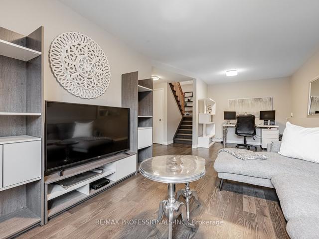 1372 Trowbridge Dr, House detached with 3 bedrooms, 2 bathrooms and 3 parking in Oshawa ON | Image 14