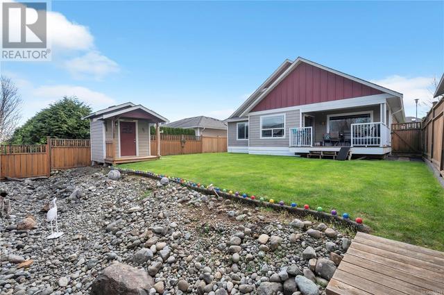 154 Vermont Dr, House detached with 3 bedrooms, 3 bathrooms and 4 parking in Campbell River BC | Image 35