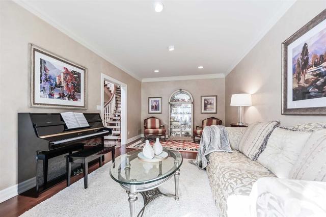 18 Quantz Crt, House detached with 4 bedrooms, 5 bathrooms and 10 parking in Markham ON | Image 38