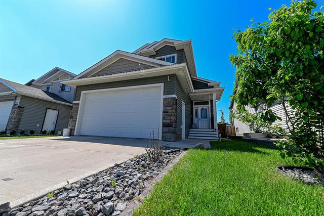 8830 Willow Drive, House detached with 5 bedrooms, 3 bathrooms and 4 parking in Grande Prairie AB | Image 3