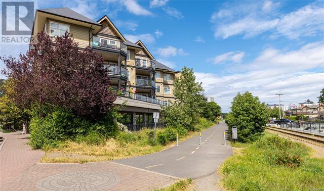 201 - 2881 Peatt Rd, Condo with 2 bedrooms, 2 bathrooms and 1 parking in Langford BC | Image 1
