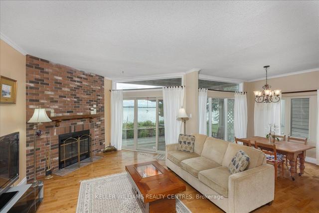 17 Davy Point Circ, Condo with 3 bedrooms, 3 bathrooms and 3 parking in Georgina ON | Image 5