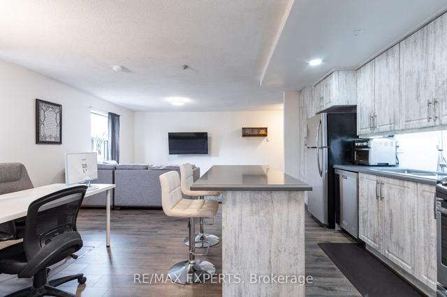 209 - 175 Hunter St E, Condo with 1 bedrooms, 1 bathrooms and 1 parking in Hamilton ON | Image 10