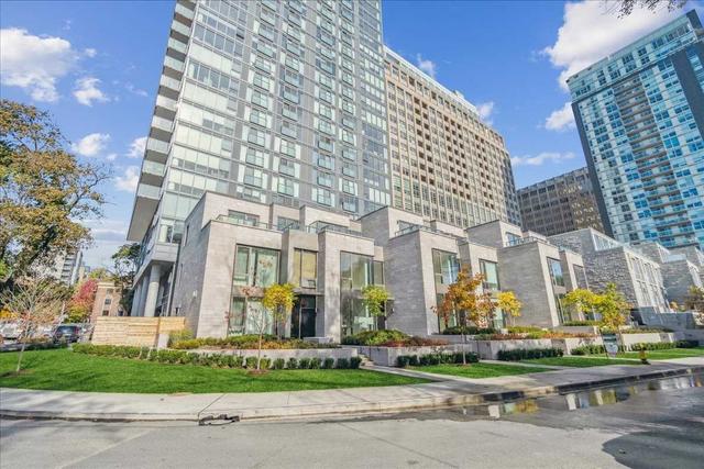 302 - 99 Foxbar Rd, Condo with 2 bedrooms, 2 bathrooms and 1 parking in Toronto ON | Image 12