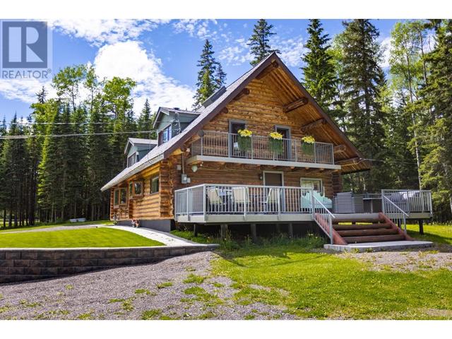 4751 Ponderosa Road, House detached with 3 bedrooms, 2 bathrooms and null parking in Prince George BC | Image 1