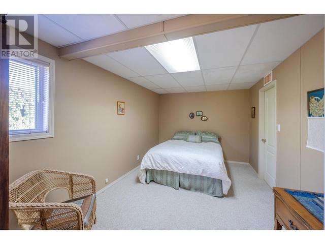 6408 Harrison Heights, House detached with 4 bedrooms, 3 bathrooms and 2 parking in Summerland BC | Image 50