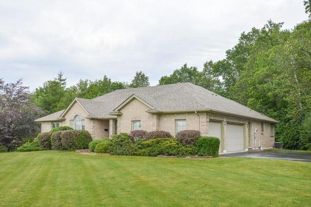 11 Ochs Dr, House detached with 3 bedrooms, 4 bathrooms and 6 parking in Puslinch ON | Image 3