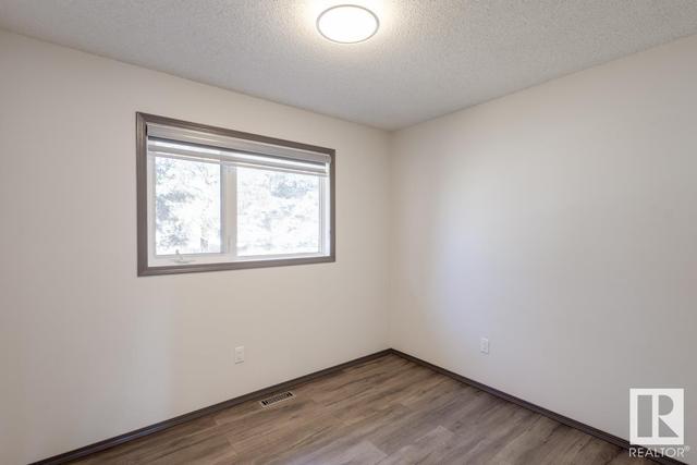 133 - 11115 9 Av Nw, House attached with 3 bedrooms, 2 bathrooms and null parking in Edmonton AB | Image 20