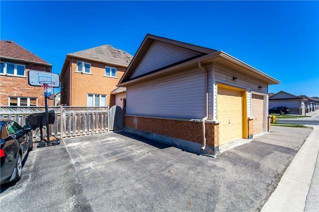 1949 Bur Oak Ave, House semidetached with 3 bedrooms, 3 bathrooms and 2 parking in Markham ON | Image 20
