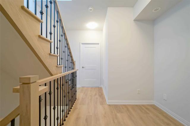 th17 - 1030 Portage Pkwy, Townhouse with 3 bedrooms, 2 bathrooms and 1 parking in Vaughan ON | Image 19