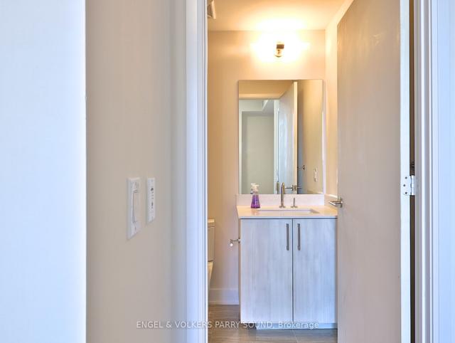1808 - 88 Cumberland St, Condo with 2 bedrooms, 2 bathrooms and 1 parking in Toronto ON | Image 5