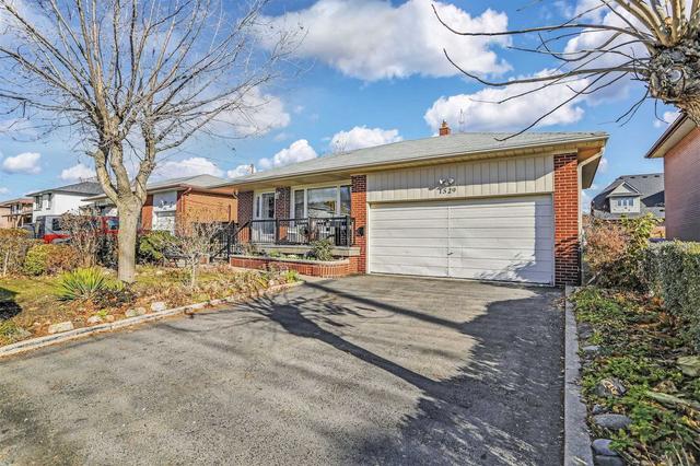 1529 Ogden Ave, House detached with 4 bedrooms, 2 bathrooms and 6 parking in Mississauga ON | Image 23