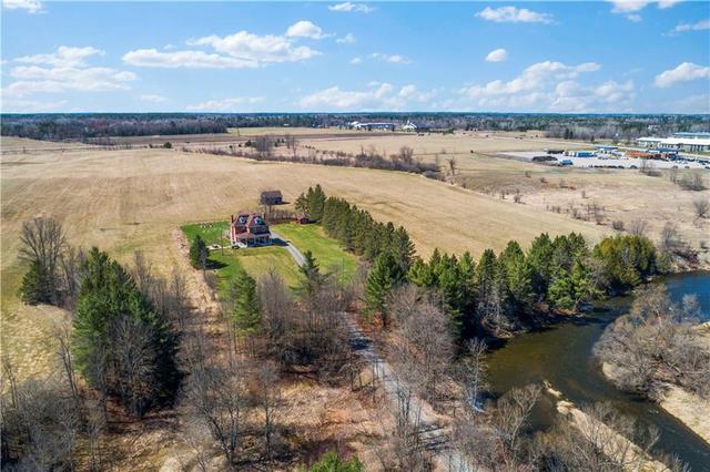 186 Mud Lake Road, House detached with 5 bedrooms, 3 bathrooms and 8 parking in Pembroke ON | Image 3