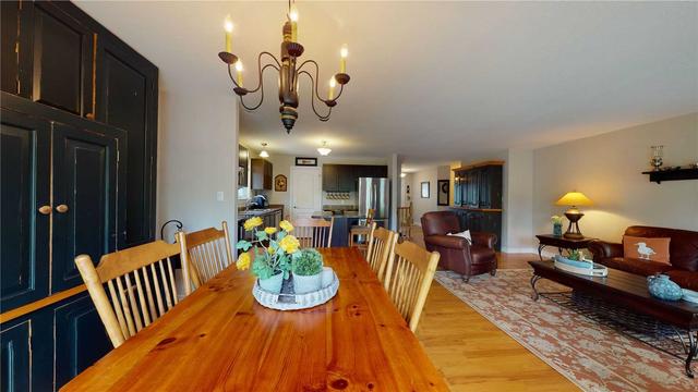 6 Marsh Crt, House detached with 3 bedrooms, 2 bathrooms and 5 parking in Kawartha Lakes ON | Image 4