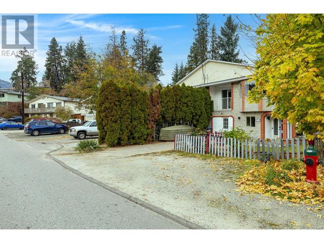 2942 Mcallister Road, House detached with 5 bedrooms, 2 bathrooms and 4 parking in West Kelowna BC | Image 44
