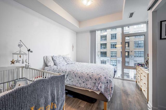 303 - 435 Richmond St W, Condo with 2 bedrooms, 2 bathrooms and 0 parking in Toronto ON | Image 3