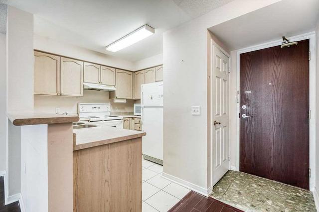 1510 - 28 Olive Ave, Condo with 1 bedrooms, 1 bathrooms and 1 parking in Toronto ON | Image 21