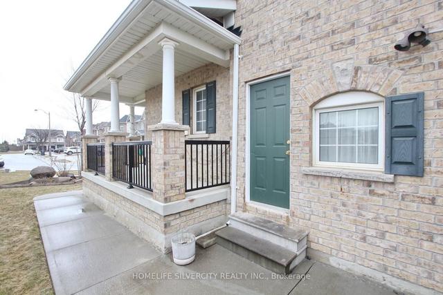 54 Gower Cres, House semidetached with 4 bedrooms, 4 bathrooms and 4 parking in Brampton ON | Image 25