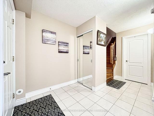 24 Galleria Pkwy, Townhouse with 3 bedrooms, 3 bathrooms and 2 parking in Markham ON | Image 30