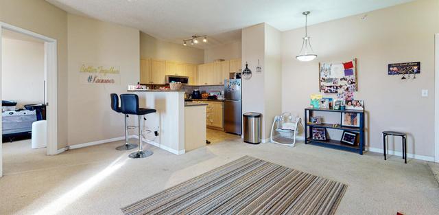 2412 - 1140 Taradale Drive Ne, Condo with 2 bedrooms, 2 bathrooms and 1 parking in Calgary AB | Image 9