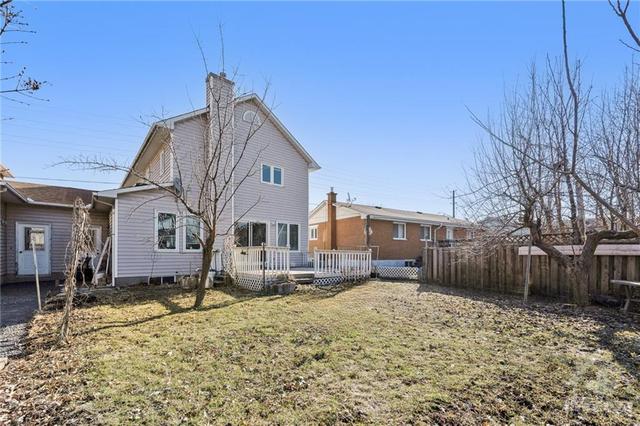 2034 Frank Bender Street, Home with 3 bedrooms, 3 bathrooms and 5 parking in Ottawa ON | Image 26