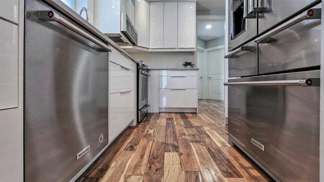 11 Ronald Ave, House detached with 2 bedrooms, 2 bathrooms and 1 parking in Toronto ON | Image 36