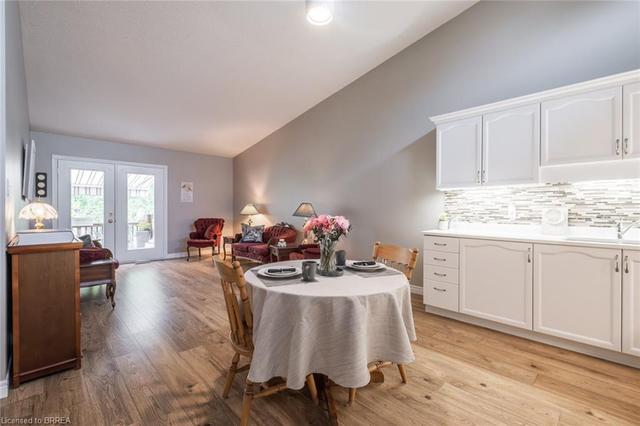 c - 58 Harris Avenue, House attached with 3 bedrooms, 2 bathrooms and 2 parking in Brantford ON | Image 6