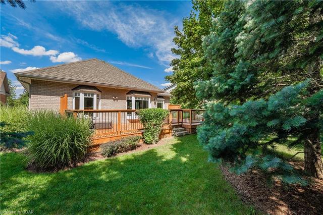 83 Parkside Drive, House detached with 2 bedrooms, 2 bathrooms and 4 parking in Guelph ON | Image 50